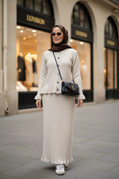 Aselim Hijap Moda Skirted Knitwear Set Beige
