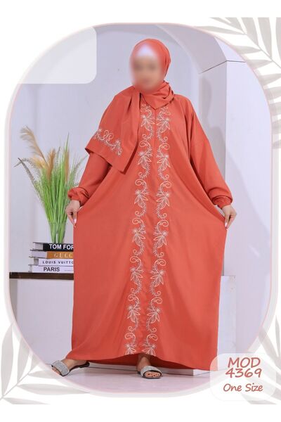 MAYAR Luxurious prayer mat with a distinctive fabric