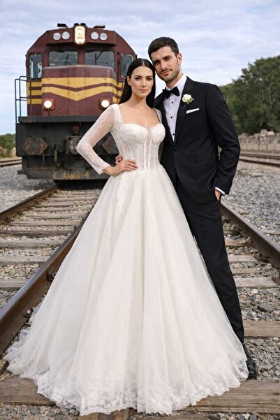 Sibelse Gelinlik Lez Dantel ve Tül Detaylı Işıltılı Prenses Gelinlik