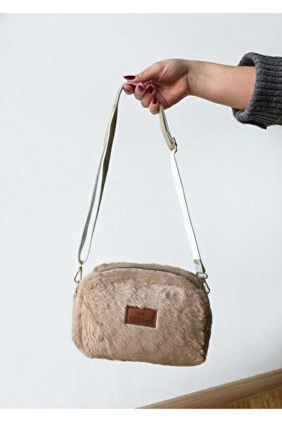 Efe Tek Bölmeli Ayarlanabilir Uzun Askılı Astarlı Kadın Peluş Omuz Çantası En...