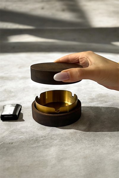 GİSVOL Dark Wood Ashtray with Lid Ashtray with Stainless Metal Bowl for Home, Office and Cafe Dark Gold