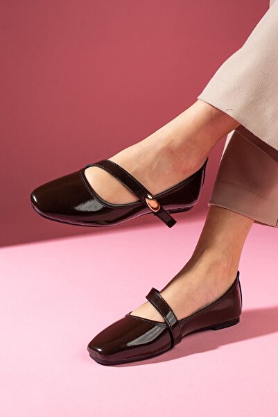 FUGA MODA Olivia Brown Patent Leather Thin Strap Ballerinas with Gold Drop Ac...