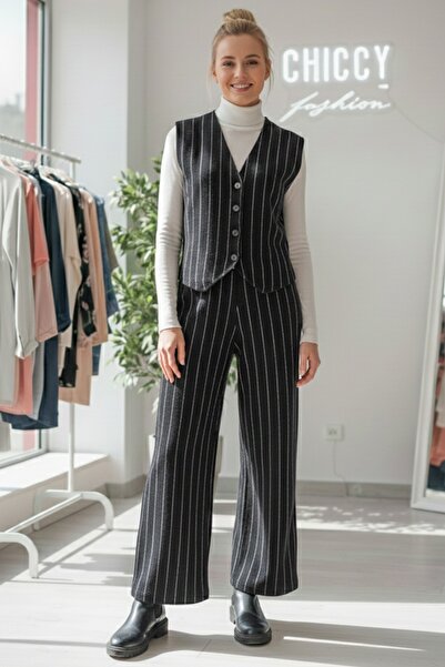 Chiccy Black V-Neck Sleeveless Striped Elastic Waist Casual Oversized Knitwea...