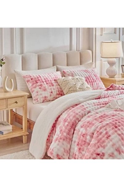 Romania Thick Quilt with Faux Rabbit Fur 200X230cm, 2 Pillowcases 50x70cm Whi...