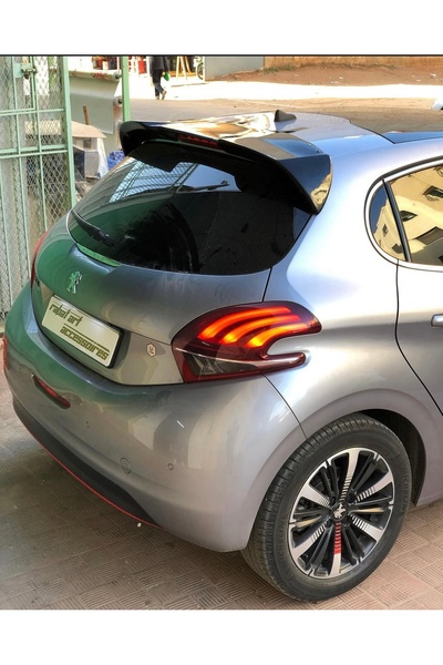 DEMİRTUNİNG PEUGEOT 208 PARLAK SİYAH BOYALI FİBER SPOİLER KANAT RÜZGARLIK