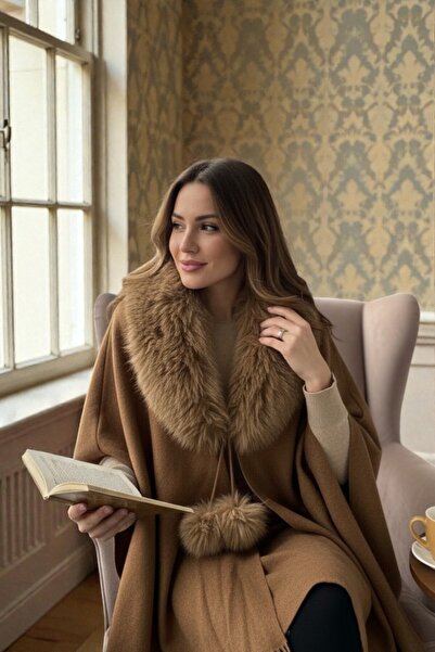 GOX Faux Fur Collar Pompom Winter Shawl-Poncho