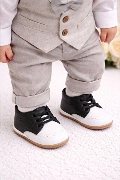 HANNA Pantofiori albi cu negru cu sireturi din elastic pentru baietei