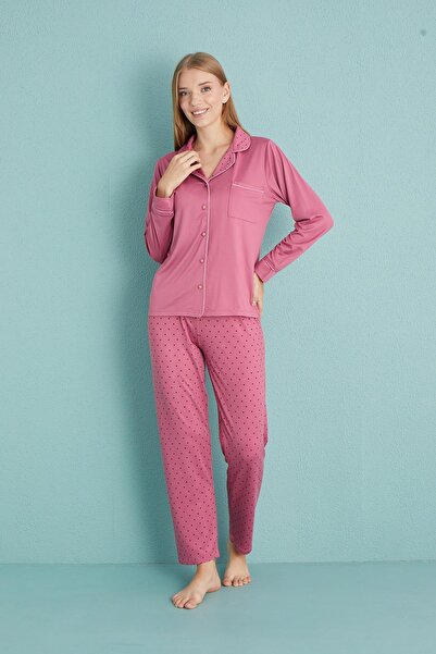 Kadın Pudra Renk Milan Kumaş Kalp Desenli Önden Düğmeli Pijama Takımı