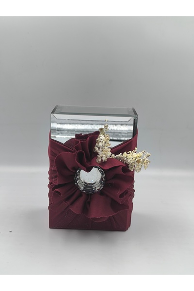 ceneric 12-piece mirrored gift box set