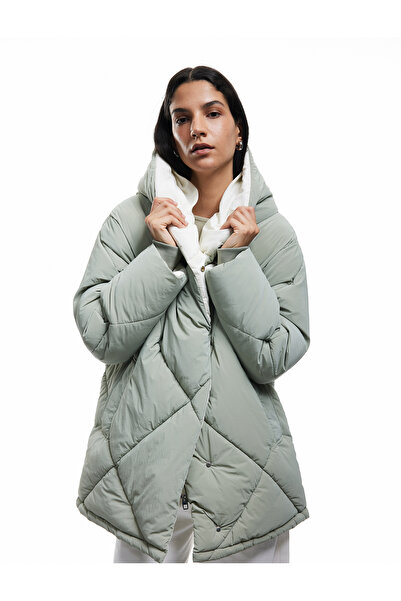 Koton cu glugă Anorak matlasat cu fermoar și nasturi cu supradimensionat buzu...