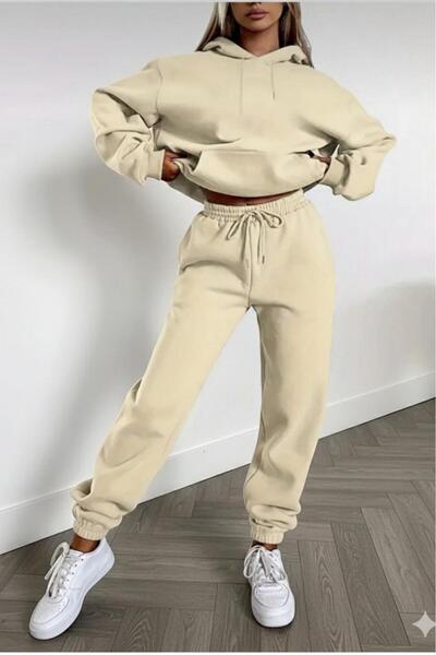 CAST COLLECTİON طقم سويت شيرت رياضي نسائي باللون البيج بغطاء رأس