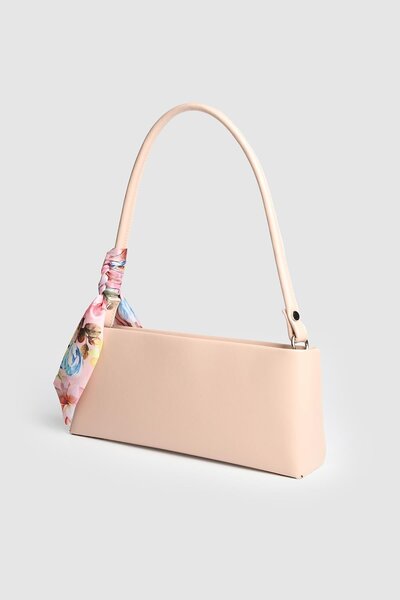 Store حقيبة باجيت نسائية بتفاصيل وشاح سازا