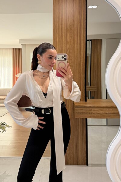 Gizem Ecemiş Harlem Taş Saten Şallı Gömlek