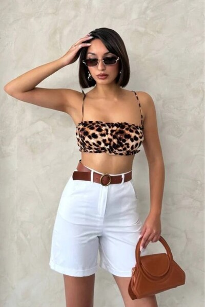 KaSheHa Yüksek Bel Kemerli Gabardin Kadın Şort