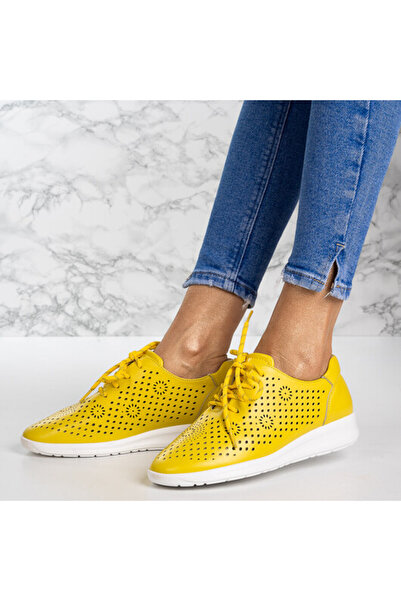 Sofia Store Latifa perforated sneakers