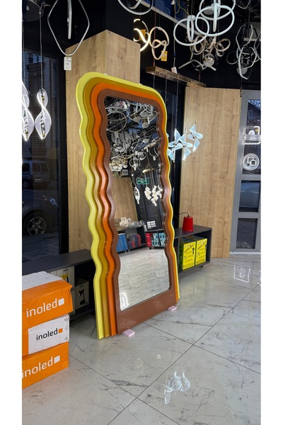 MAD Tasarım Dalgalı Çok Renkli Turuncu Boy Aynası Mağaza Aynası 90cmx180cm