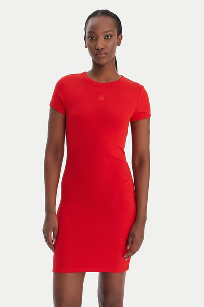 Calvin Klein فستان قطني قصير الأكمام كونتور 1x1 قماش مجدّل للنساء باللون الأح...