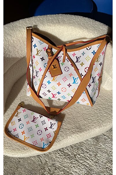 Lolo boutique Louis bags