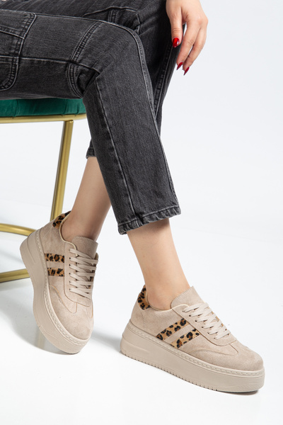 BAHRİNA Women's Beige Suede Leopard Thick-Sole Sneakers