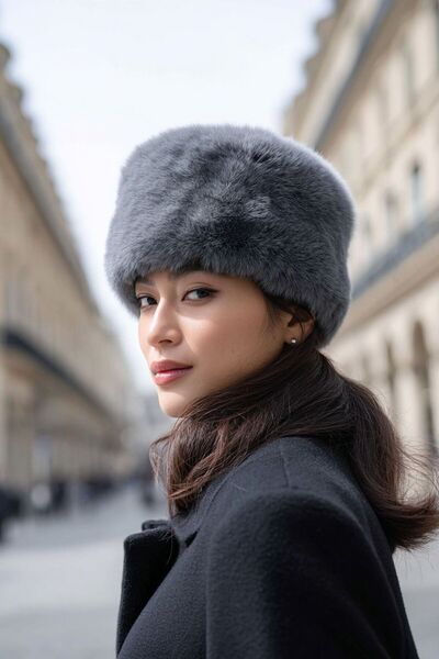 LAGRANZE Women's Plush Bucket Hat