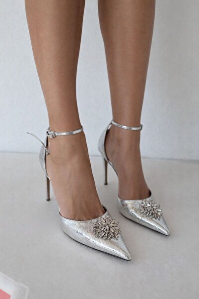 HELİS BUTİK Silver Detail Shoes