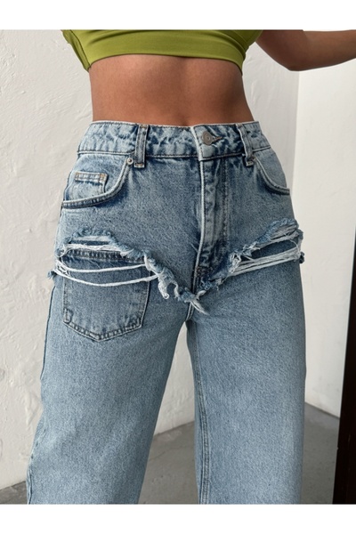 ADAMODA.RO Wide leg jeans with abrasions on the front, in the pocket area