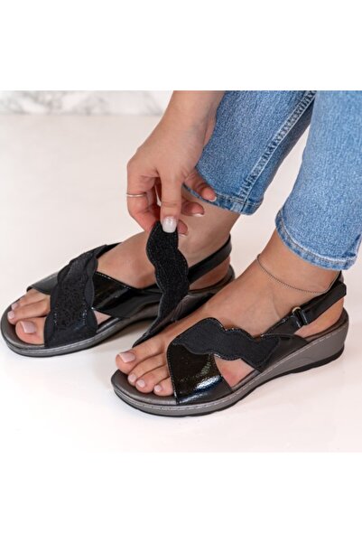 Sofia Store Women's sandals with low soles made of eco-leather Barsha