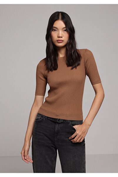 Colin's Slim Fit Women's Brown Sweater