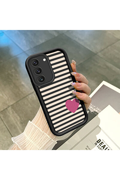 ucuc جراب مرن ممتص للصدمات وواقي للعدسة بنمط قلب من السيليكون الأسود متوافق م...