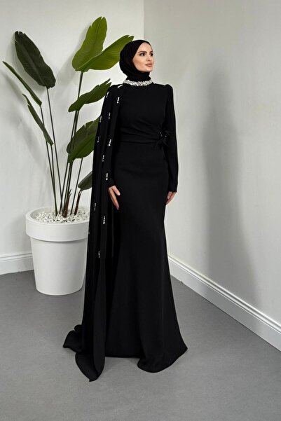MERVEN AKYÜZ Aurelia Balık Kesim Krep Abiye Siyah
