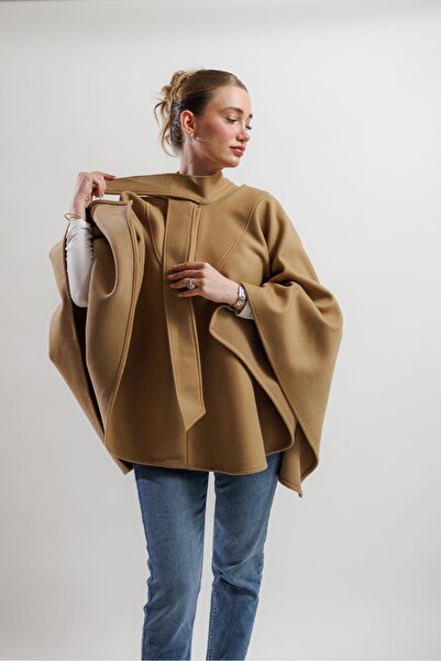 Elifyasars kaşe camel panço