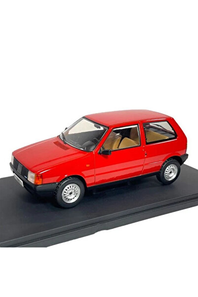 Whitebox 1:24 Ölçek 1983 Fiat Uno Diecast Metal Minyatür Model Araba 15cm
