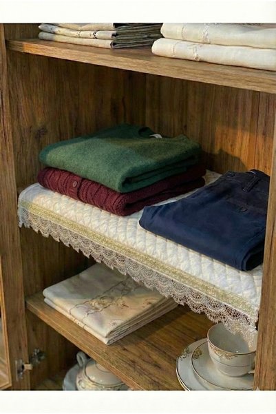 Evsay Dolap İçi Krem Kapitone Güpürlü Gold Sutaşlı Raf Örtüsü En 50 cm x 800 cm