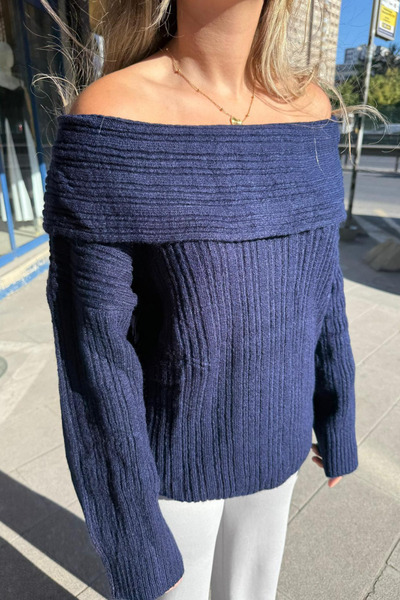 thesunfyre Women's New Season Madonna Collar Ribbed Oversize Tiriko Sweater