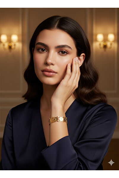 burjalmodah A luxurious gold bracelet suitable for special occasions and even...