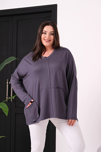 aytemas Loose Blouse with Stitched Front Pockets