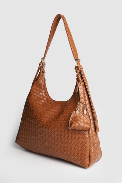 Store حقيبة كتف نسائية من Avoe مع حلية