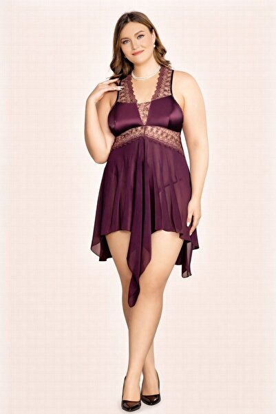 turkish Satin nightgown with lace details – elegant and comfortable design