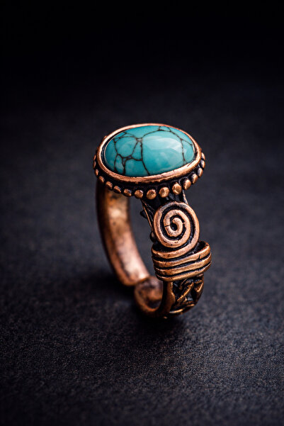 İyyaKee Women's Copper Ring with Natural Turquoise Stone Handcrafted Authenti...