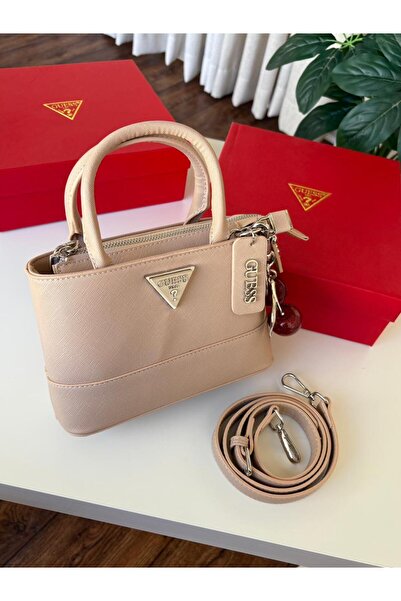 GGGG Bags with their accessories