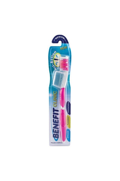 BENEFIT Set of 7 Tri-action Toothbrushes, Medium