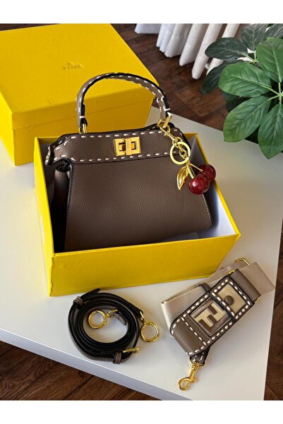 GGGG Bags with their accessories