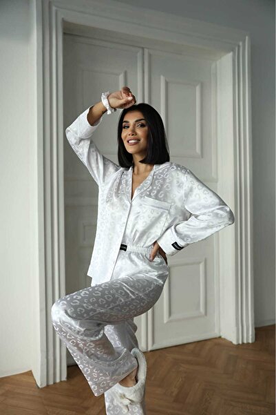 Belsonno Beyaz Jakarlı Saten Uzun pijama Takımı