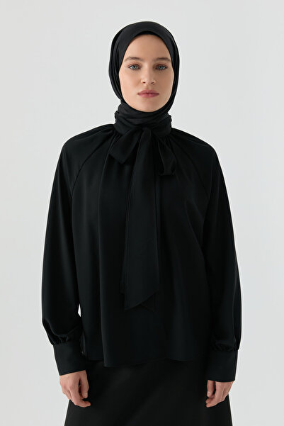 Tuğba Fular Detaylı Bluz - Siyah