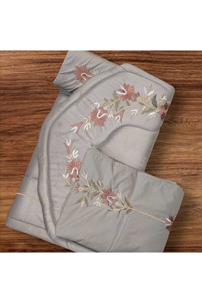 Arum Carpets طقم سجادة صلاة اسفنج مبطن مطرز مع شرشف صلاة مطرز مكسر خامة بارده...