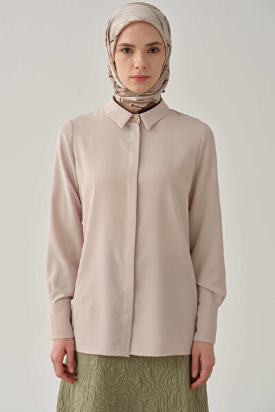 Tuğba Gizli Patlı Basic Gömlek - Bej