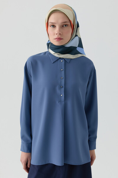 Tuğba Yırtmaçlı Asimetrik Kesim Bluz - İndigo