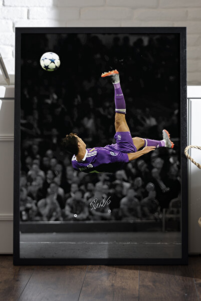 Duvarda Cristiano Ronaldo Siyah Ahşap Çerçeveli Poster, Dekoratif Futbol Duva...
