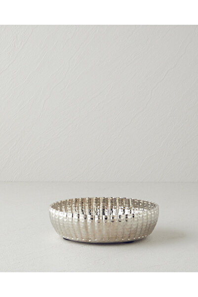 English Home Regina Metal Dekoratif Tabak 15 x 15 x 4.5 cm Silver