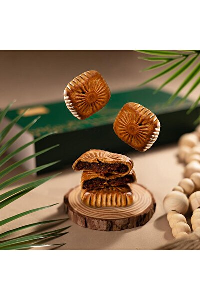 Khisab Alnakhil Maamoul (wheat) with premium dates